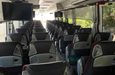 Benefits of Hiring a Charter Bus for a School Field Trip Benefits of Hiring a Charter Bus for a School Field Trip